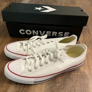 Men Size 11/Women Size 13 White Converse BRAND NEW